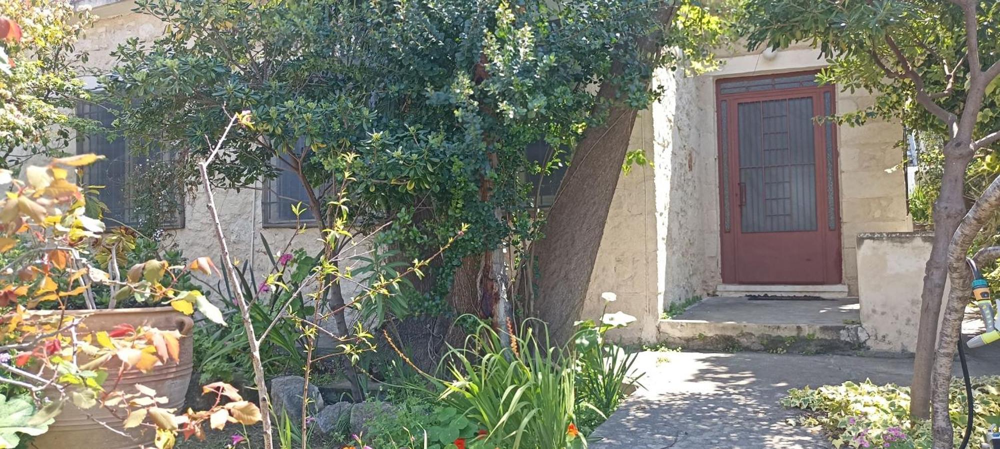 Holiday home Stone House Into Amazing Garden *